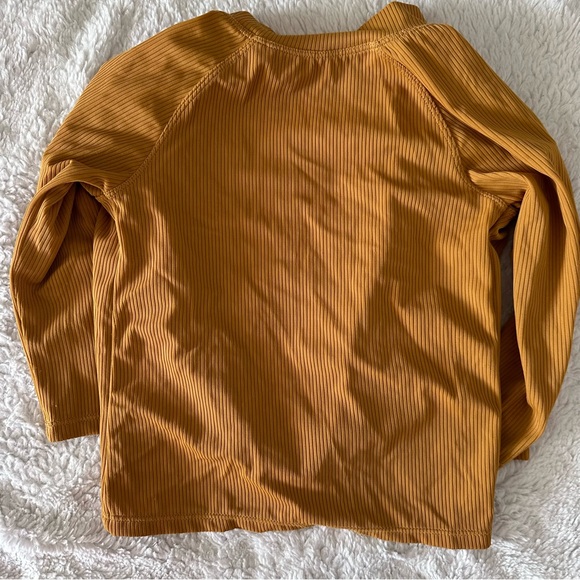 18/24 Ribbed Pan Gold Rashguard - Picture 3 of 3